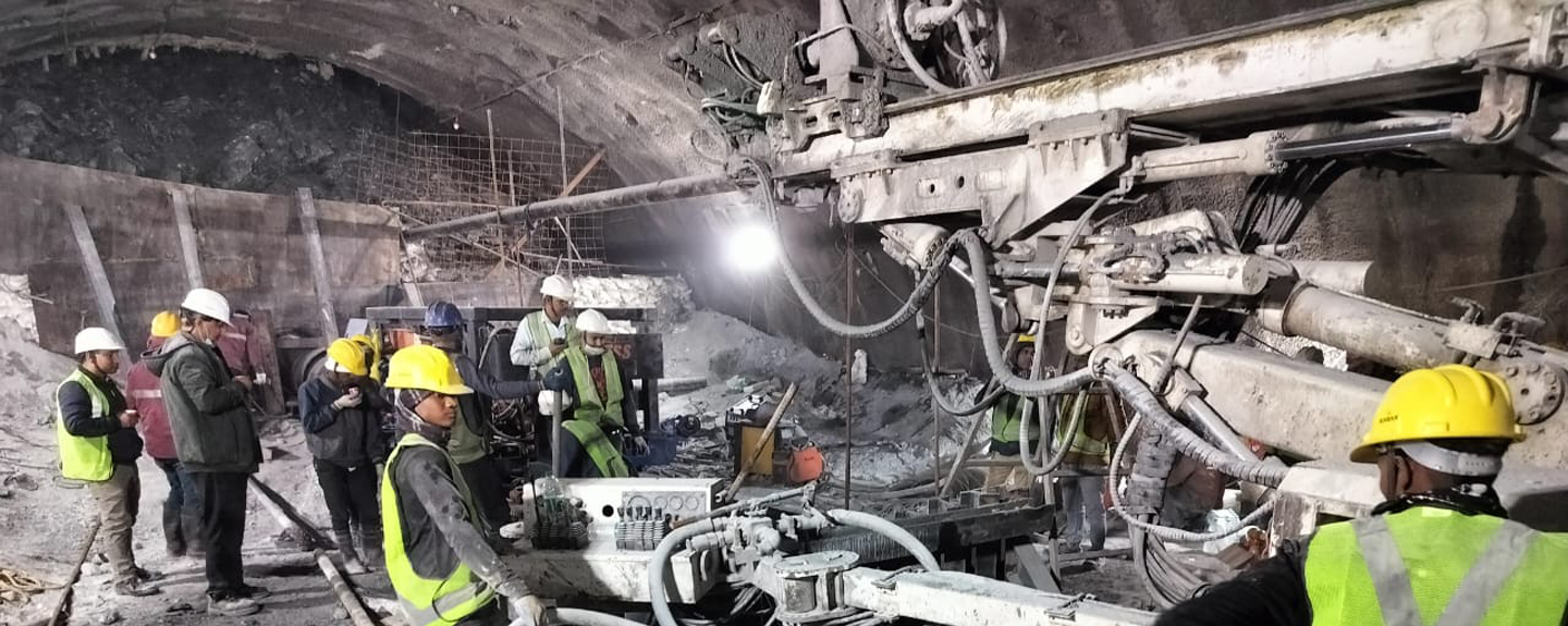 Selecting Underground Drilling Equipment: 5 Crucial Factors